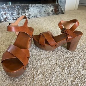 Soda block heeled sandals